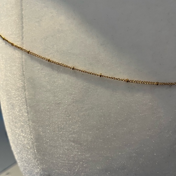 Waist chain, 33” approx length, gold-style, no name, no brand - Picture 4 of 6